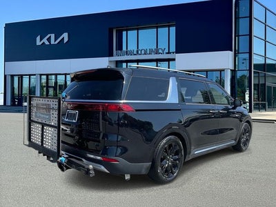 2022 Kia Carnival SX