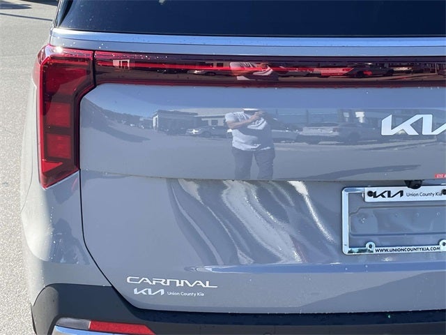 2026 Kia Carnival SX