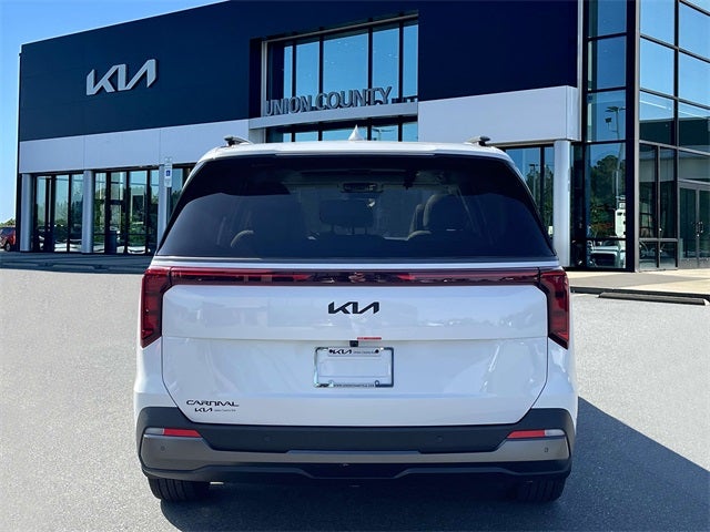 2026 Kia Carnival SX