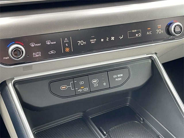 2026 Kia Carnival Hybrid SX