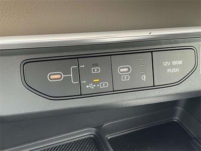 2026 Kia Carnival Hybrid SX