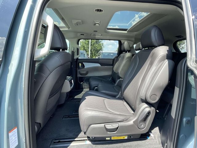 2027 Kia Carnival Hybrid SX
