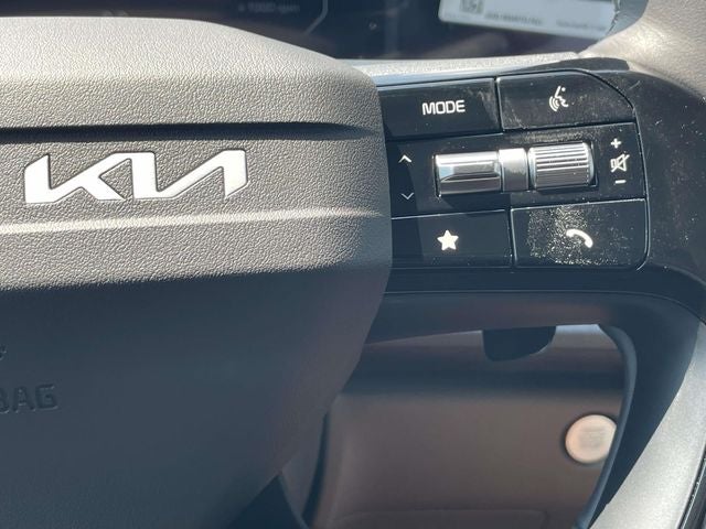2027 Kia Carnival Hybrid SX
