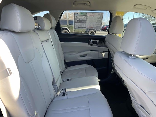 2026 Kia Sorento Hybrid EX