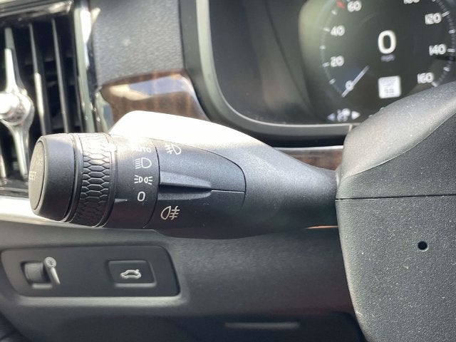 2018 Volvo S90 T5 Momentum