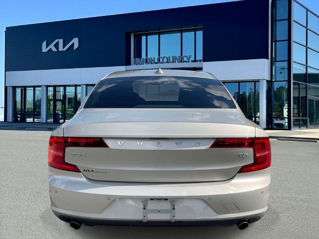 2018 Volvo S90 T5 Momentum