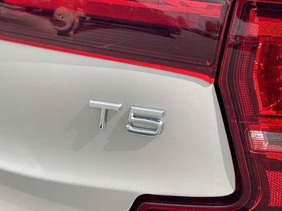 2018 Volvo S90 T5 Momentum
