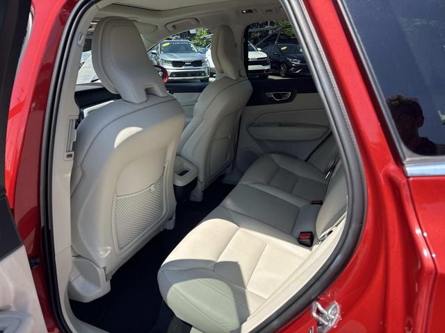 2019 Volvo XC60 T5 Momentum