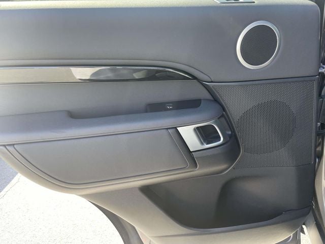 2020 Land Rover Discovery SE