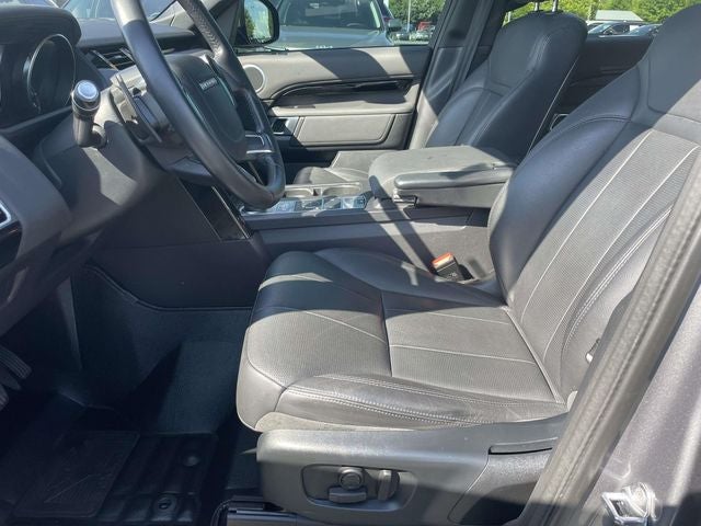 2020 Land Rover Discovery SE