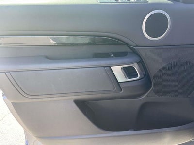 2020 Land Rover Discovery SE