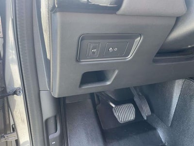 2020 Land Rover Discovery SE