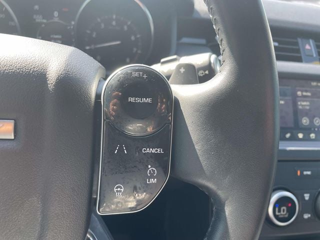 2020 Land Rover Discovery SE