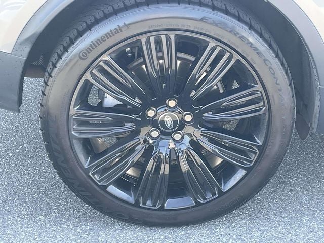 2020 Land Rover Discovery SE