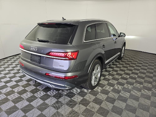 2021 Audi Q7 55 Premium Plus quattro