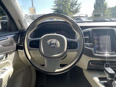 2020 Volvo XC90 T5 Momentum