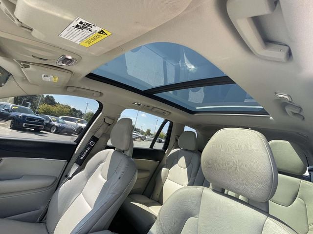 2020 Volvo XC90 T5 Momentum