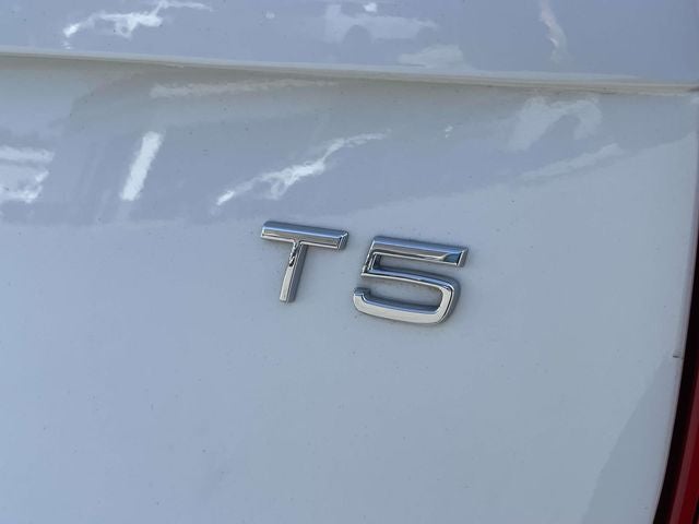 2020 Volvo XC90 T5 Momentum