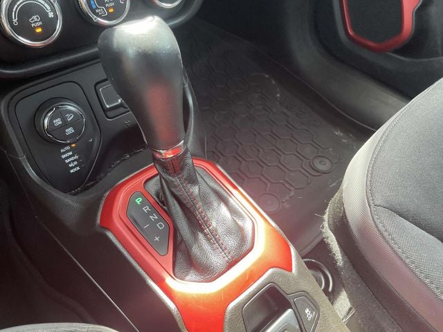 2016 Jeep Renegade Trailhawk