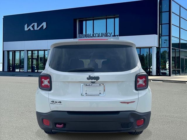 2016 Jeep Renegade Trailhawk